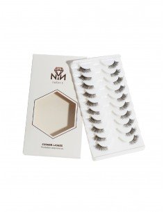 NATHACHA NINA CORNER LASHES