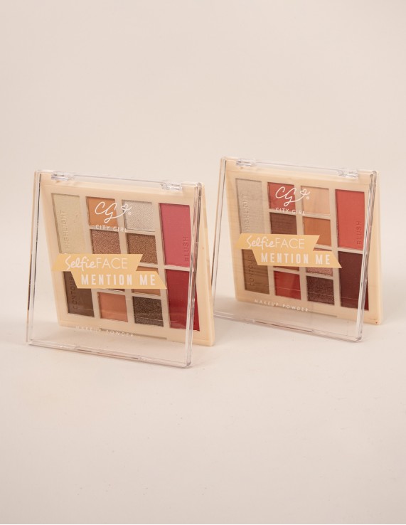 CITY GIRL Selfie Face Mention Me |...