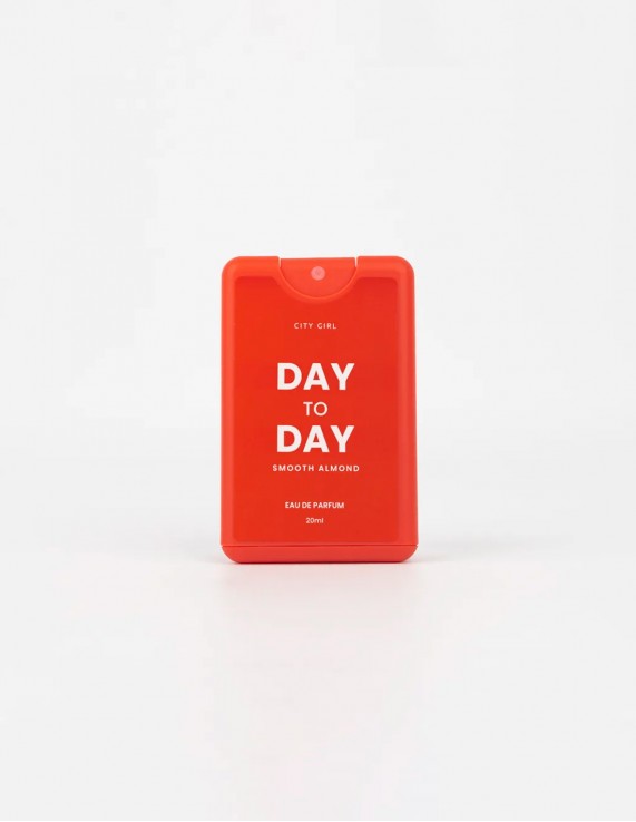CITY GIRL Day to Day | Smooth Almond...